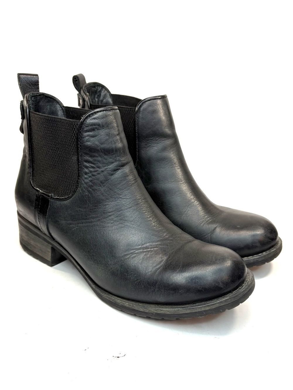Bueno Black Leather Heeled Ankle Boots | 39